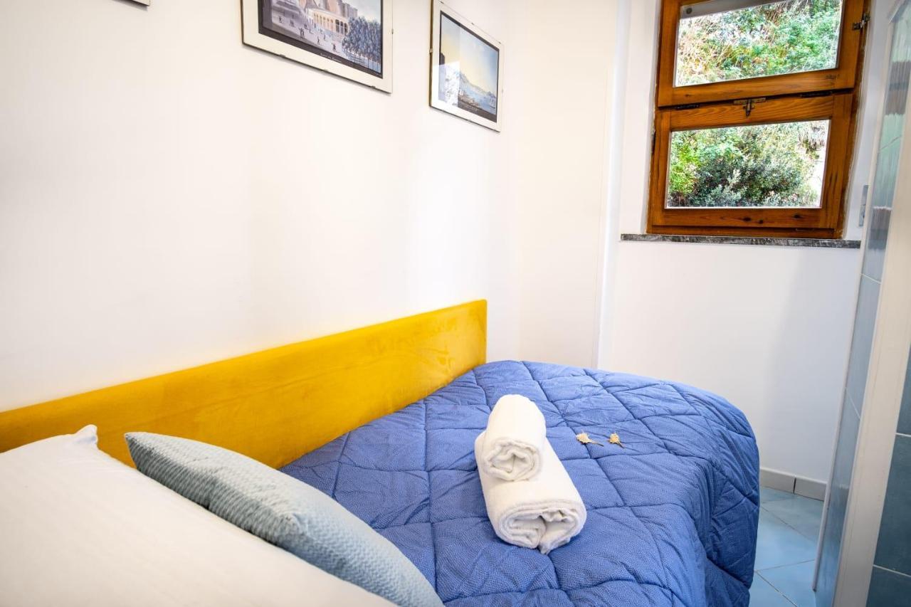 La Casetta Linda - New 2 Bedroom Apt In Sorrento With Seaview Terrace Luaran gambar